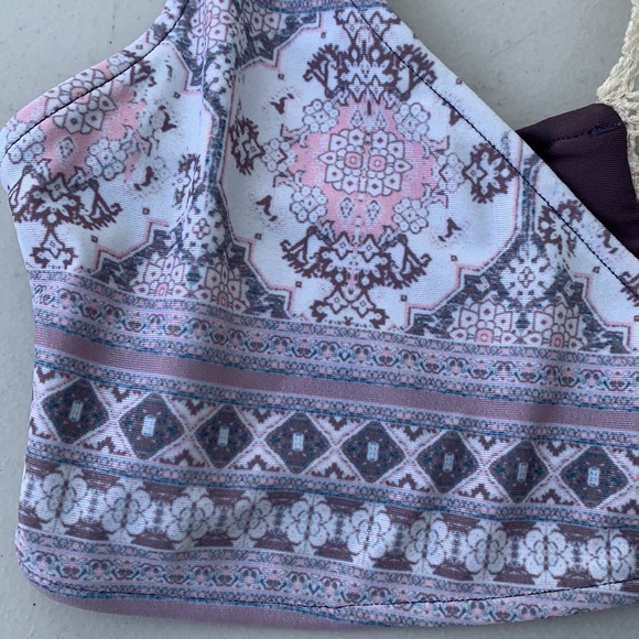 L*Space Swimwear Rimini Joey Reversible Bikini Top - Picture 8 of 9